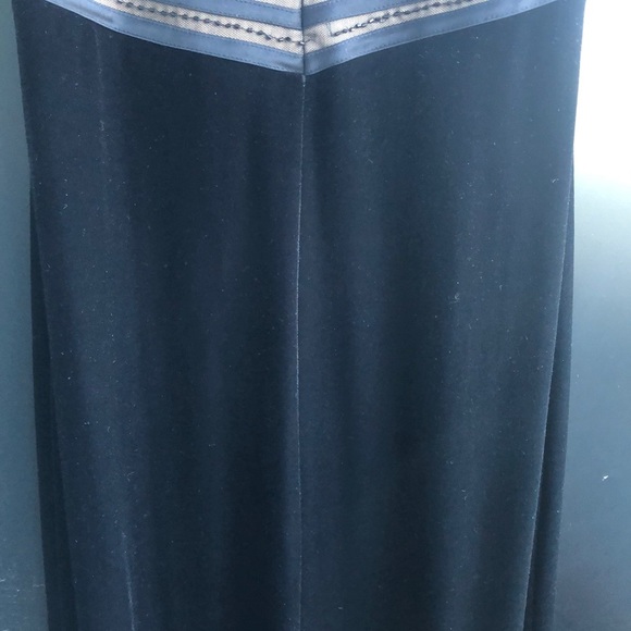 BNWT Black Velvet Beaded Maxi - Picture 4 of 11